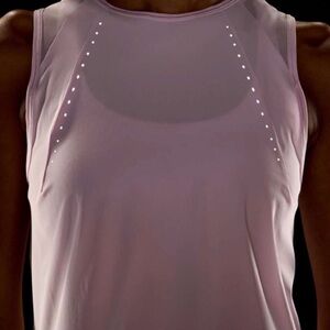 Lululemon Sculpt Cropped Tank Top in Strawberry Milkshake size 14